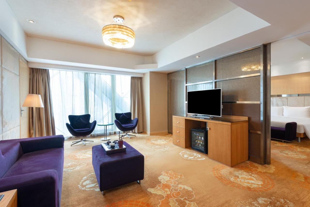 Holiday Inn Binhai Tianjin Exterior foto