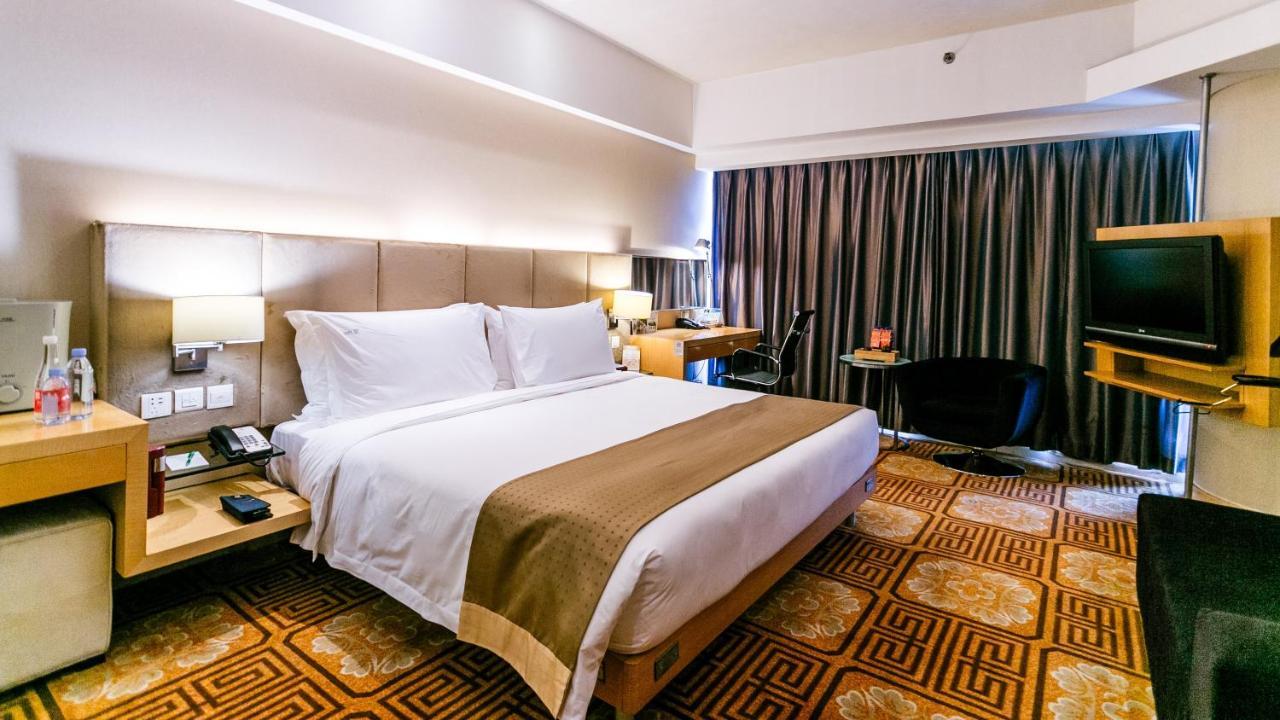 Holiday Inn Binhai Tianjin Exterior foto