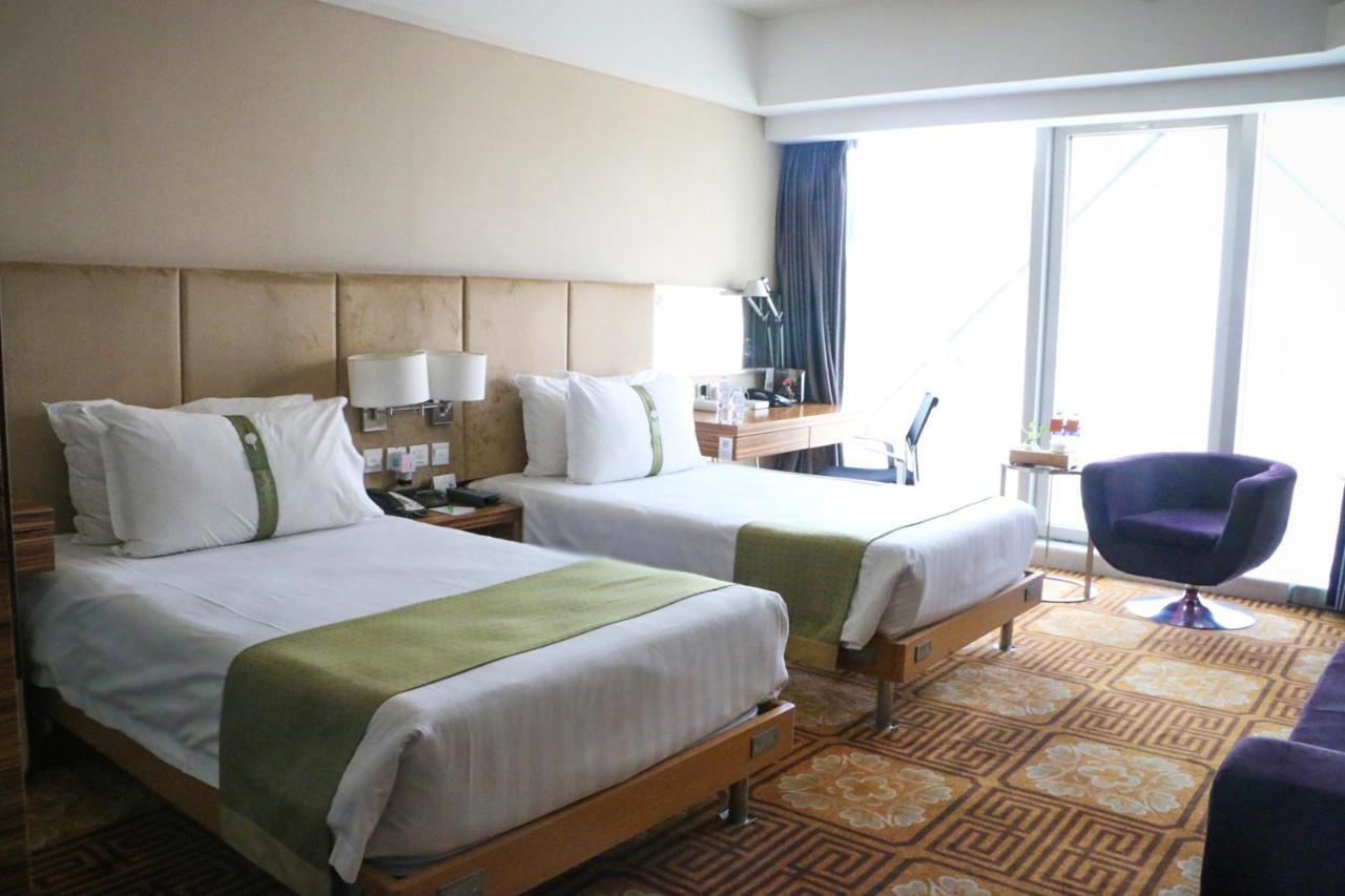 Holiday Inn Binhai Tianjin Exterior foto
